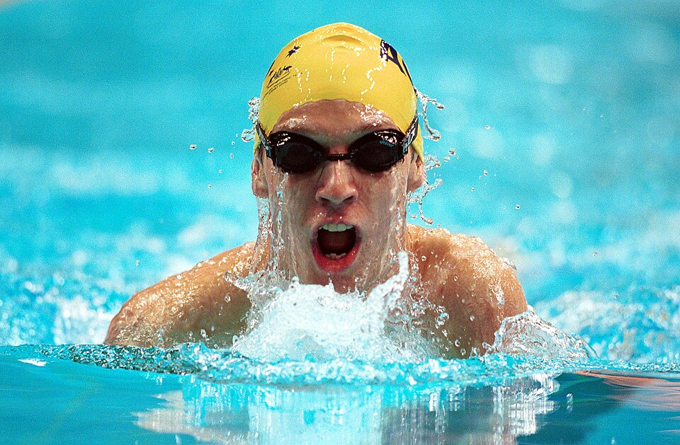 Ben Austin at the Sydney 2000 Paralympics: Men's 200m medley SM8; silver; swimming action