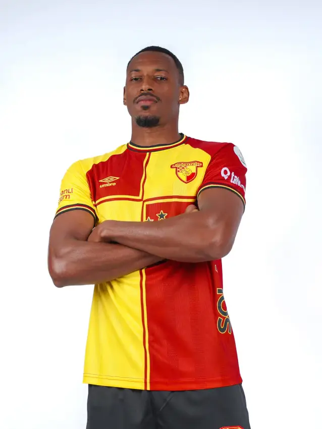 Allan Godoi — official Göztepe portrait
