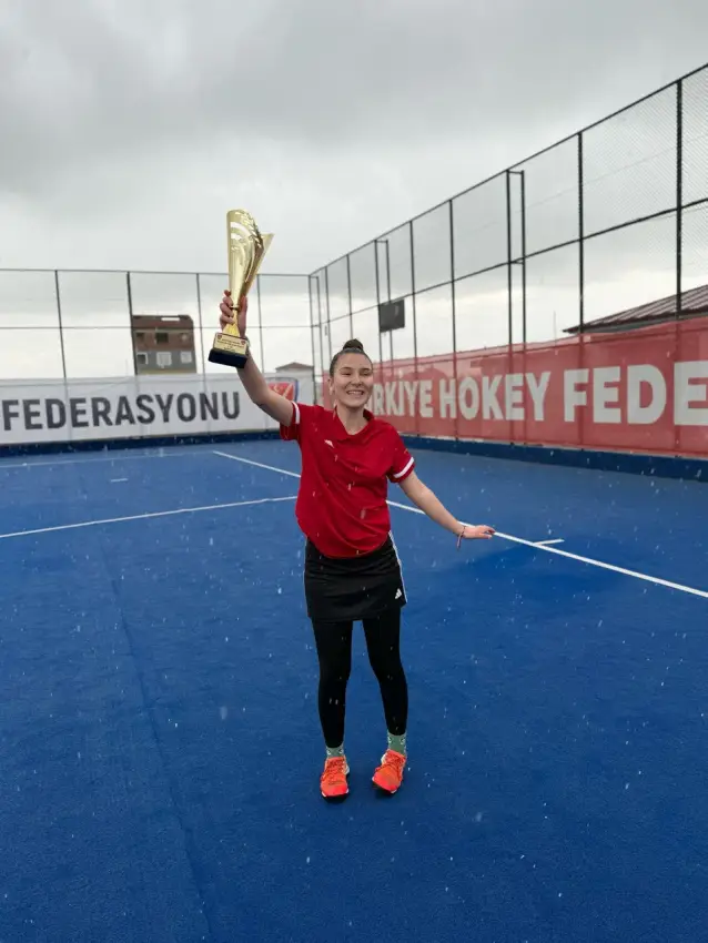 Ayşe Yılmaz — field hockey
