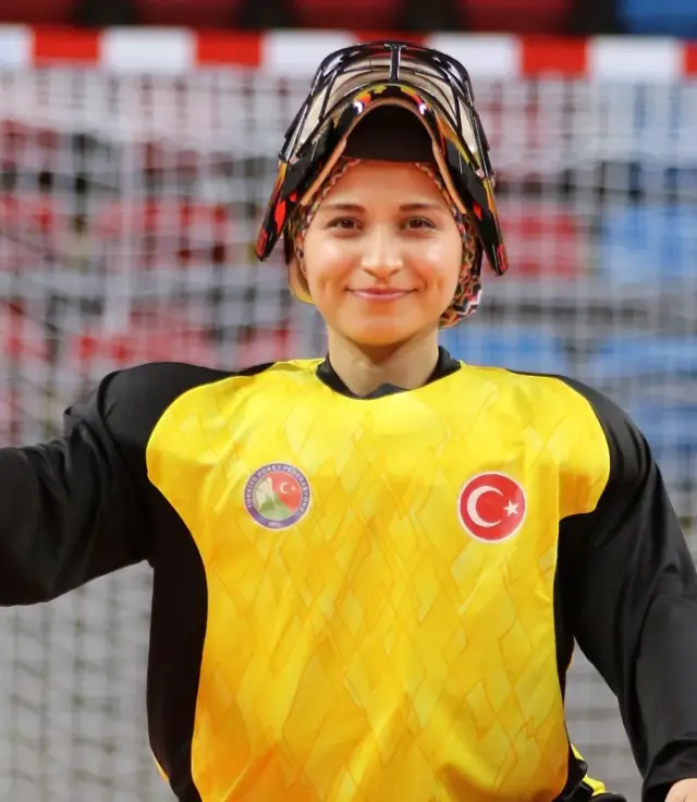 Burcu Özdemir — field hockey