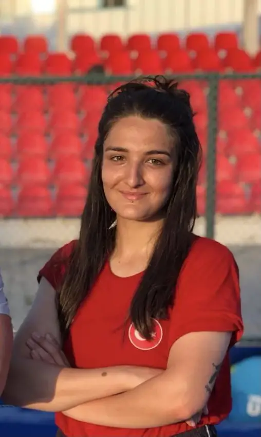 Buse Badur — Field hockey