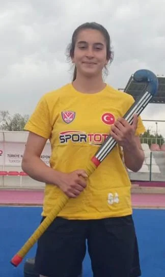Derya Cantemiz — Field hockey