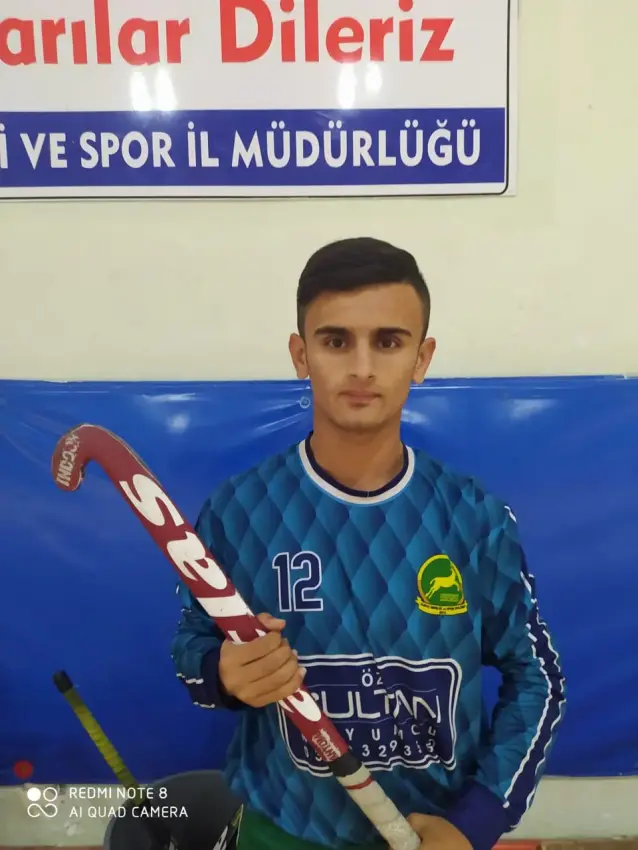 Gökdeniz Kandemir — Field hockey
