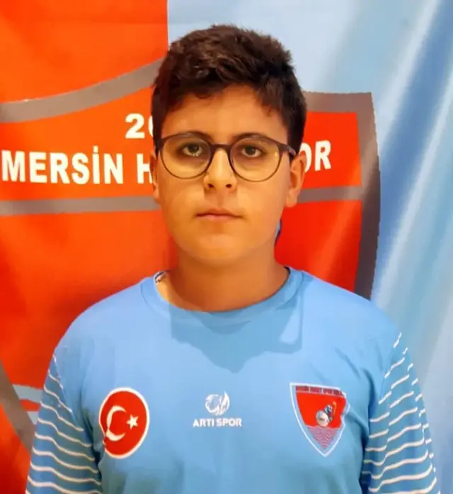 Mustafa Can Aksoy — hockey