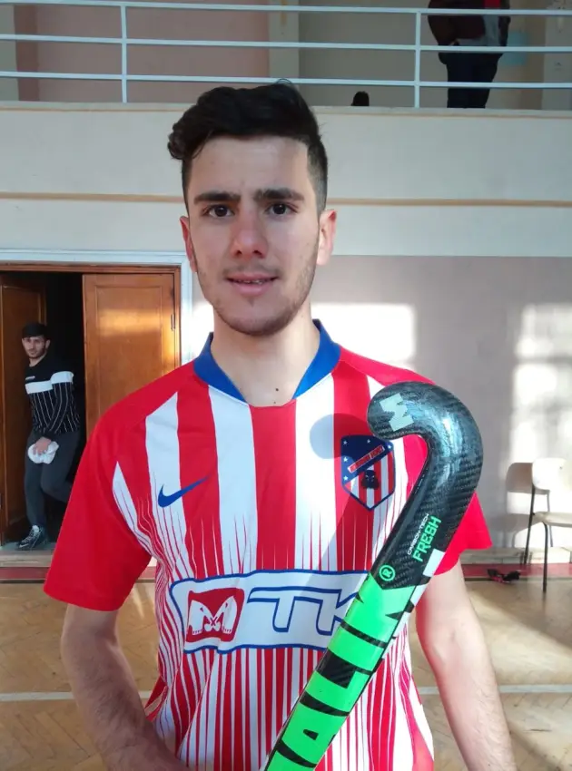 Mustafa Özbek — hockey