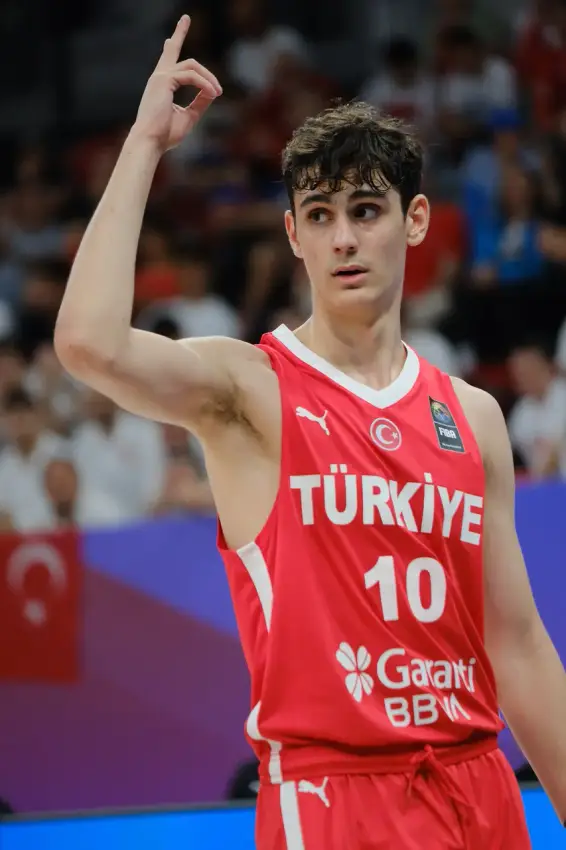 Ömer Kutluay — Basketball