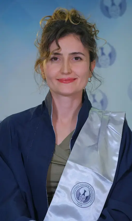 Rabia Özcan Kayacı — Pilates / Yoga