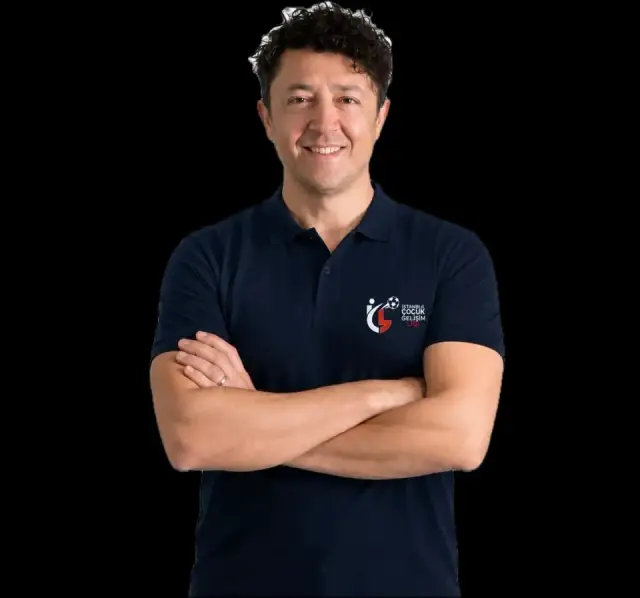Selçuk Kılıç — Chess and association football