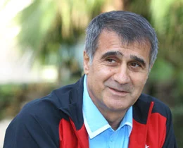 Şenol Güneş — professional portrait