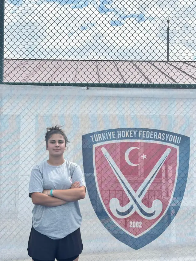 Sevcan Yilmaz — hockey