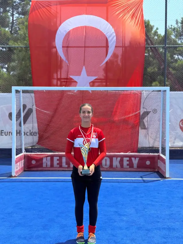 Sıla Bazna — Field hockey