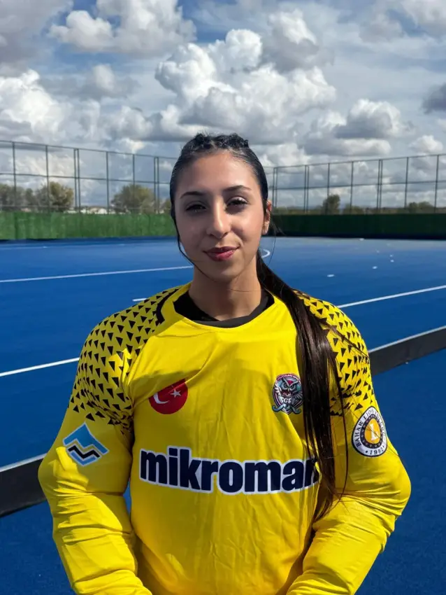 Sude Naz Karip — hockey