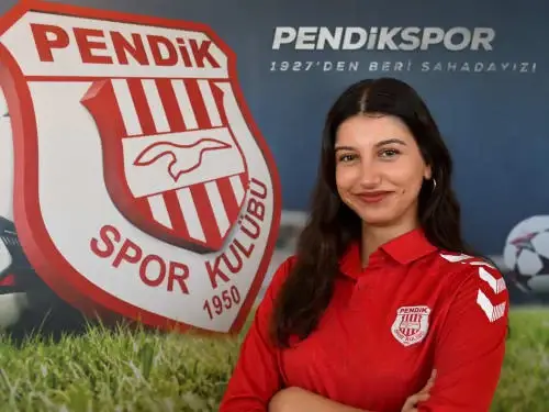 Tuana Mete — official Pendikspor portrait