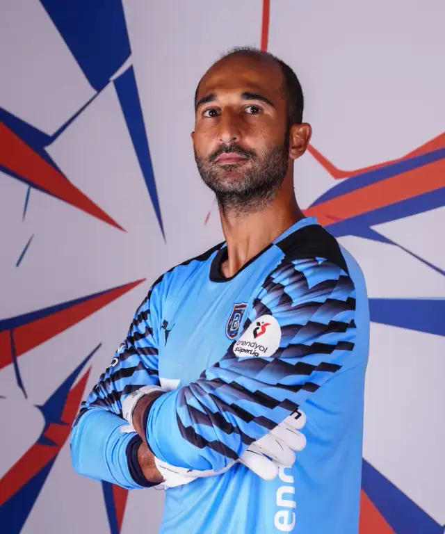 Volkan Babacan — official İstanbul Başakşehir FK portrait