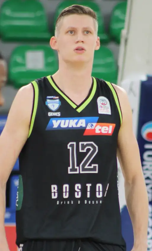 Vrenz Bleijenbergh — Basketball