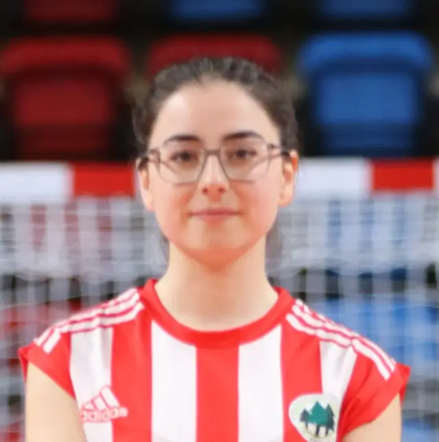 Yeşim Çalışkan — hockey