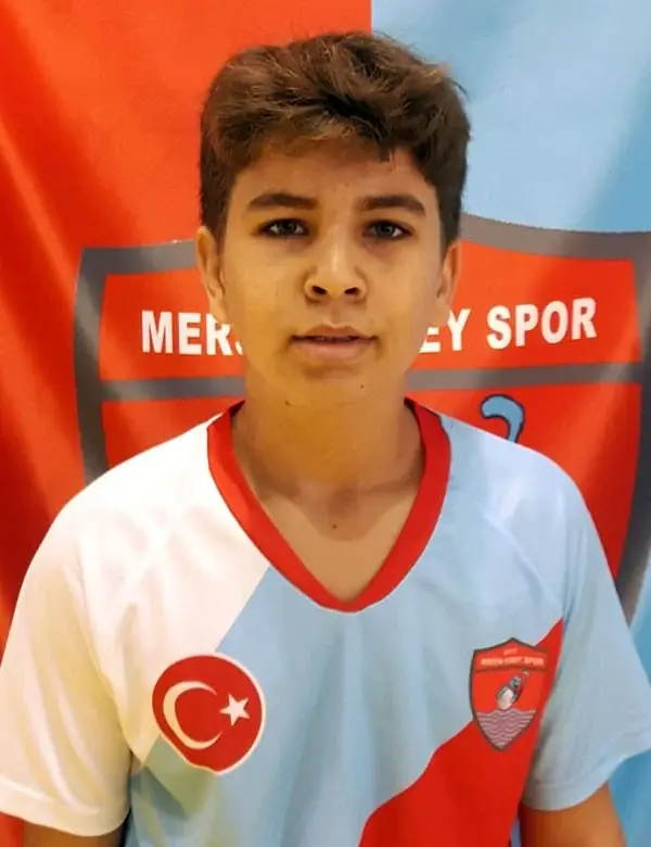 Yusuf Savurkaç — hockey