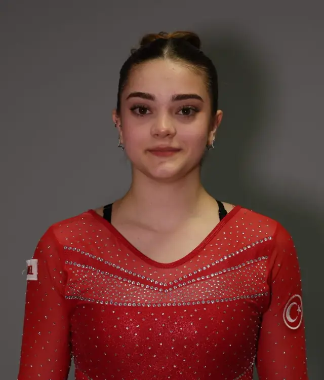Zeynep Kurtuluş — Gymnastics